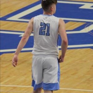 Meet your Posher, Cole